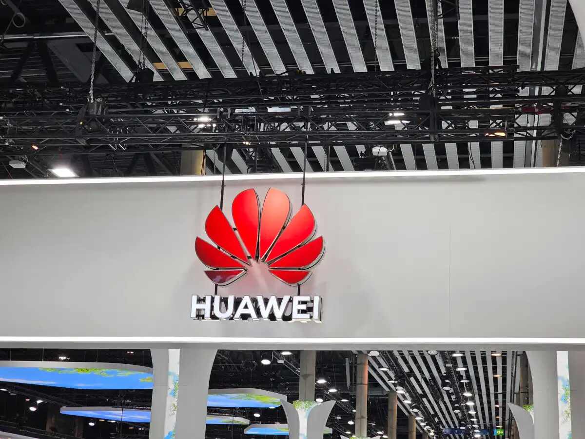 Huawei planeja lançamento de novo chip de IA no primeiro trimestre de 2027 enquanto enfrenta a Nvidia