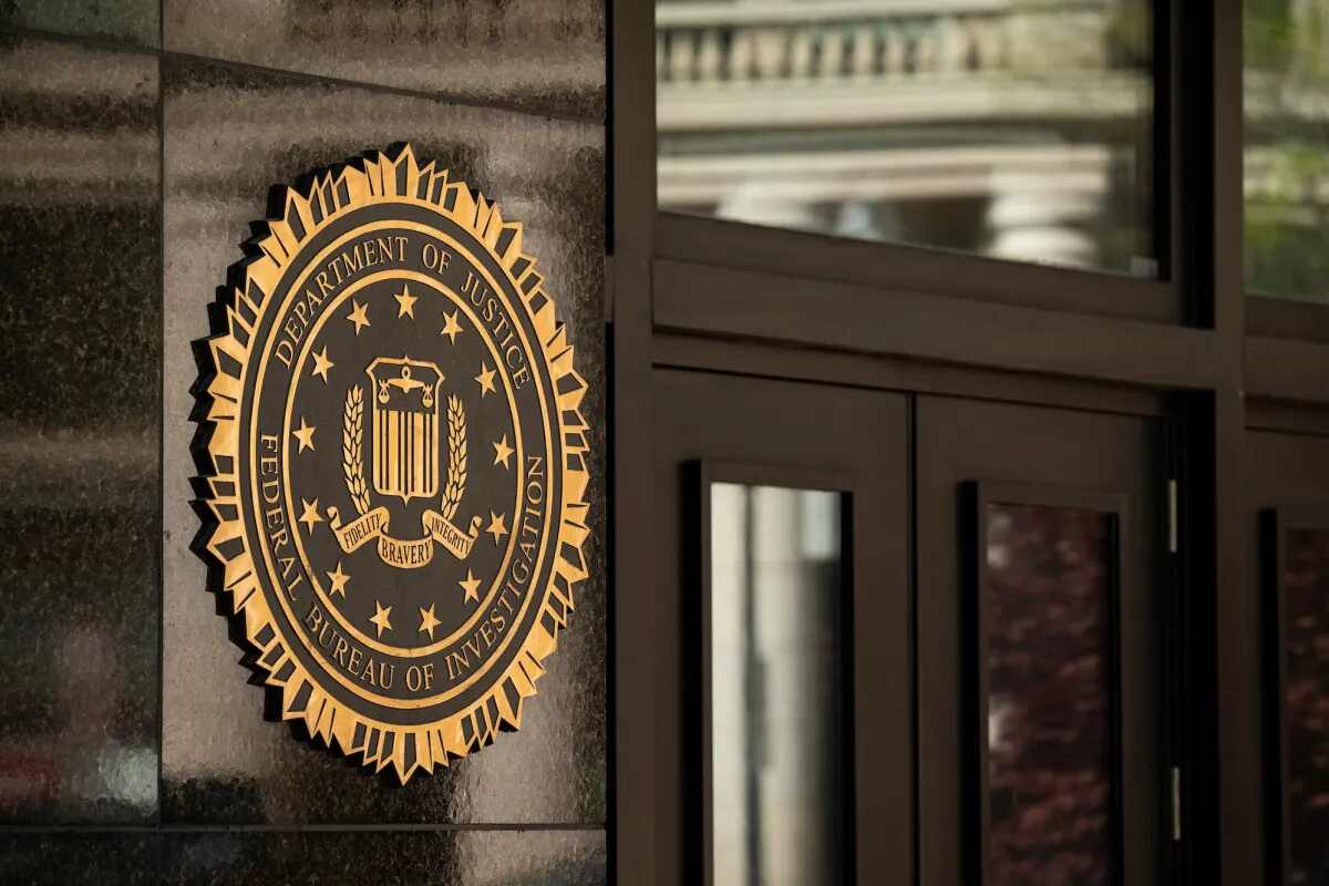 O grupo de hackers ShinyHunters afirma que violou o FBI, roubou dados de agentes e candidatos