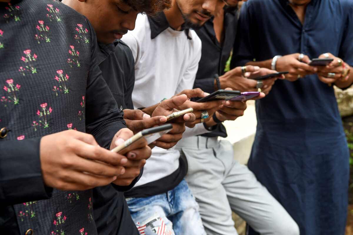 Índia força aplicativos de identificação de chamadas a enviar relatórios de spam para empresas de telecomunicações