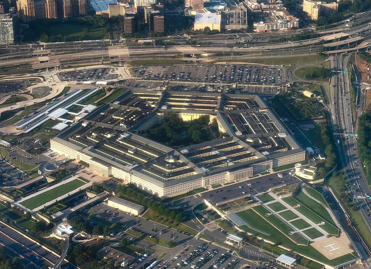 Hackers roubaram milhões de registros de militares dos EUA durante violação de dados que durou meses